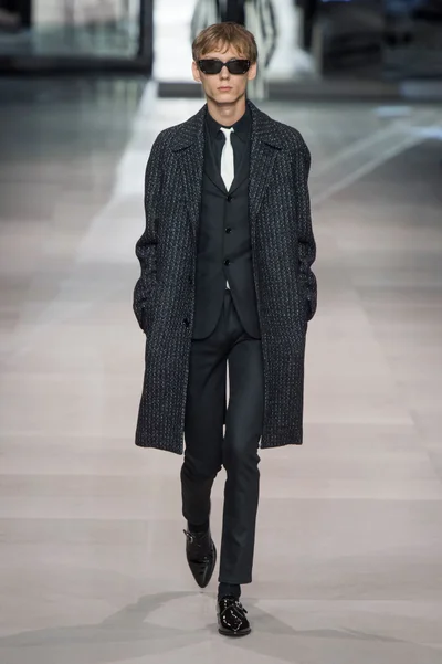 Look 46